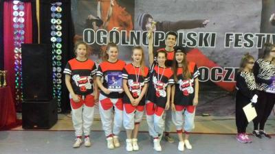 Powiększ