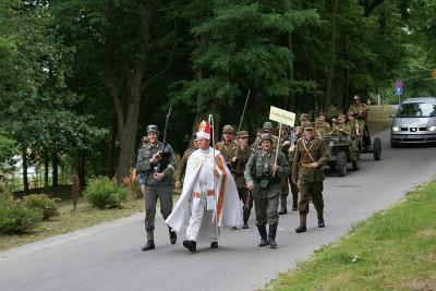 Powiększ