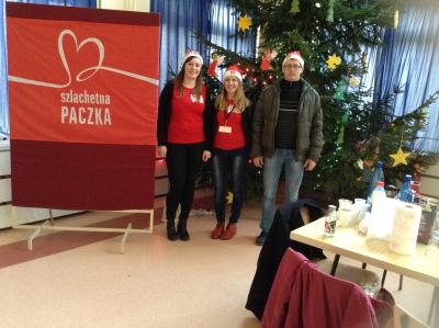 Powiększ