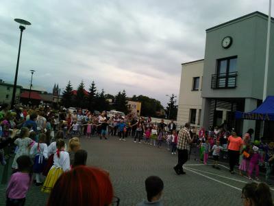 Powiększ