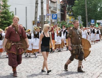 Powiększ